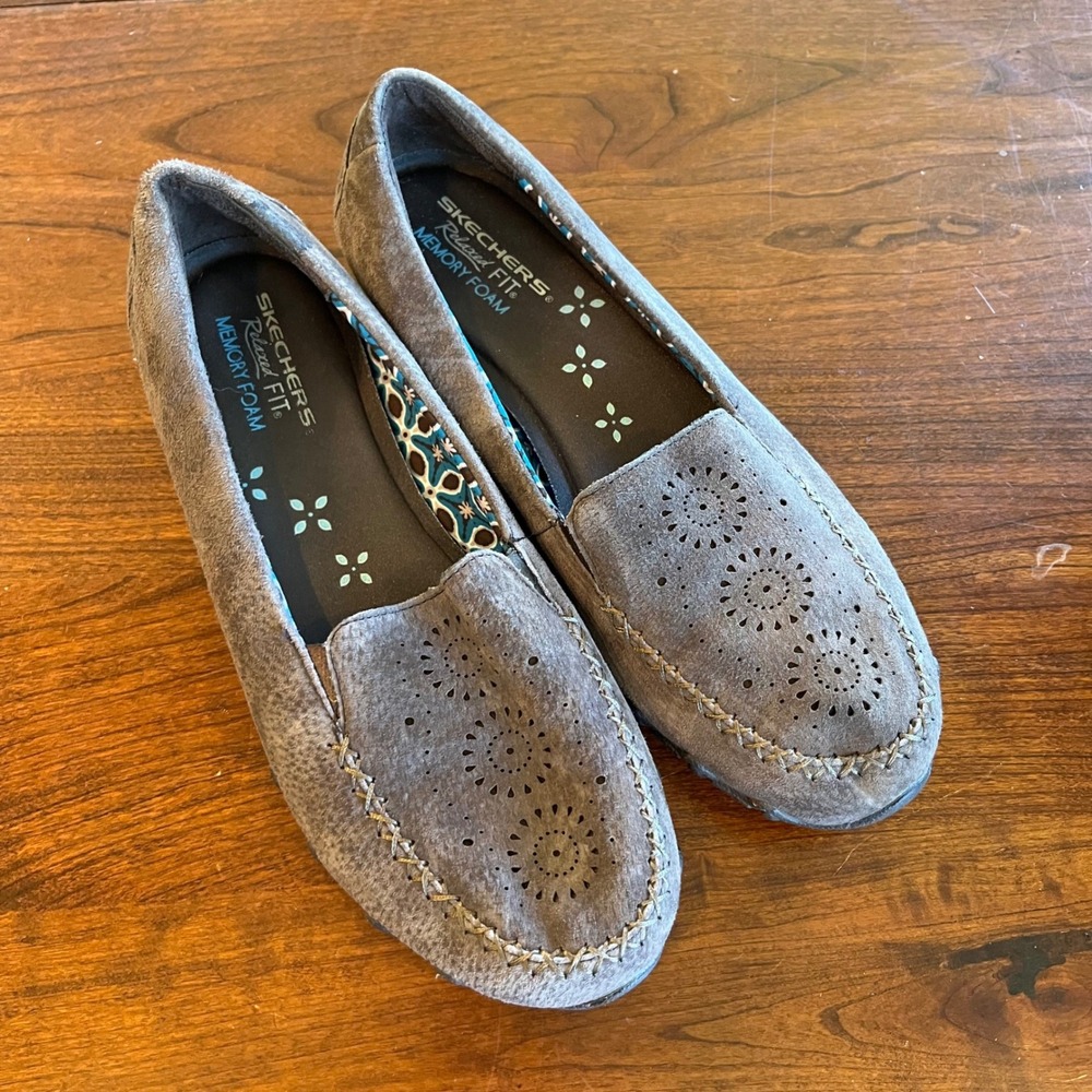 Skechers Relaxed Fit Brown Suede Memory Foam Loafers 49109 Womens 9.5